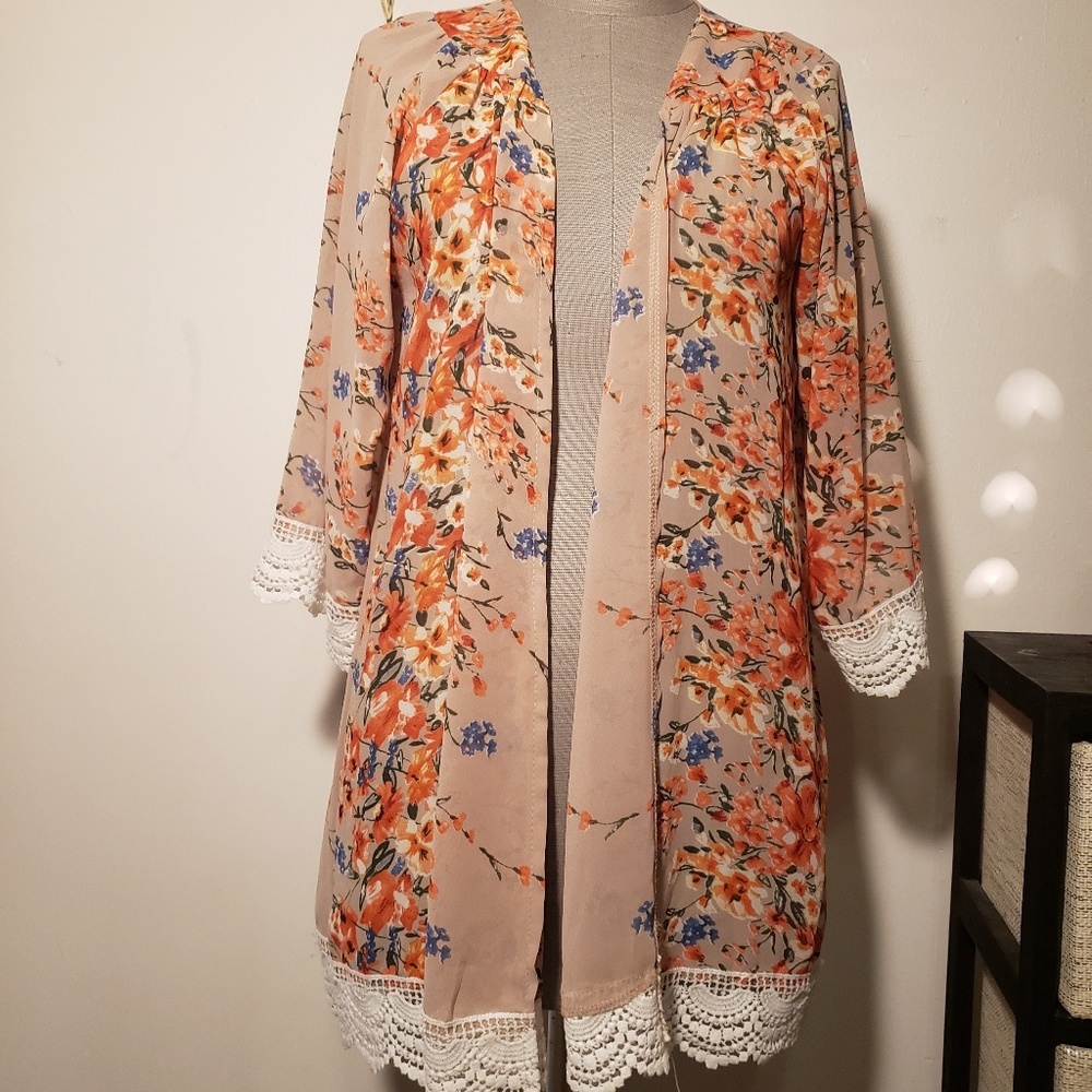 Floral sheer and lace Kimono Large